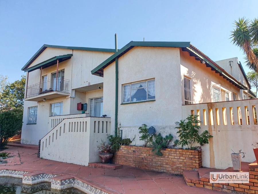 5 Bedroom Property for Sale in Cashan North West